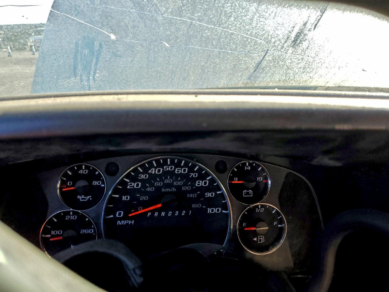 Chevrolet Express Image 6