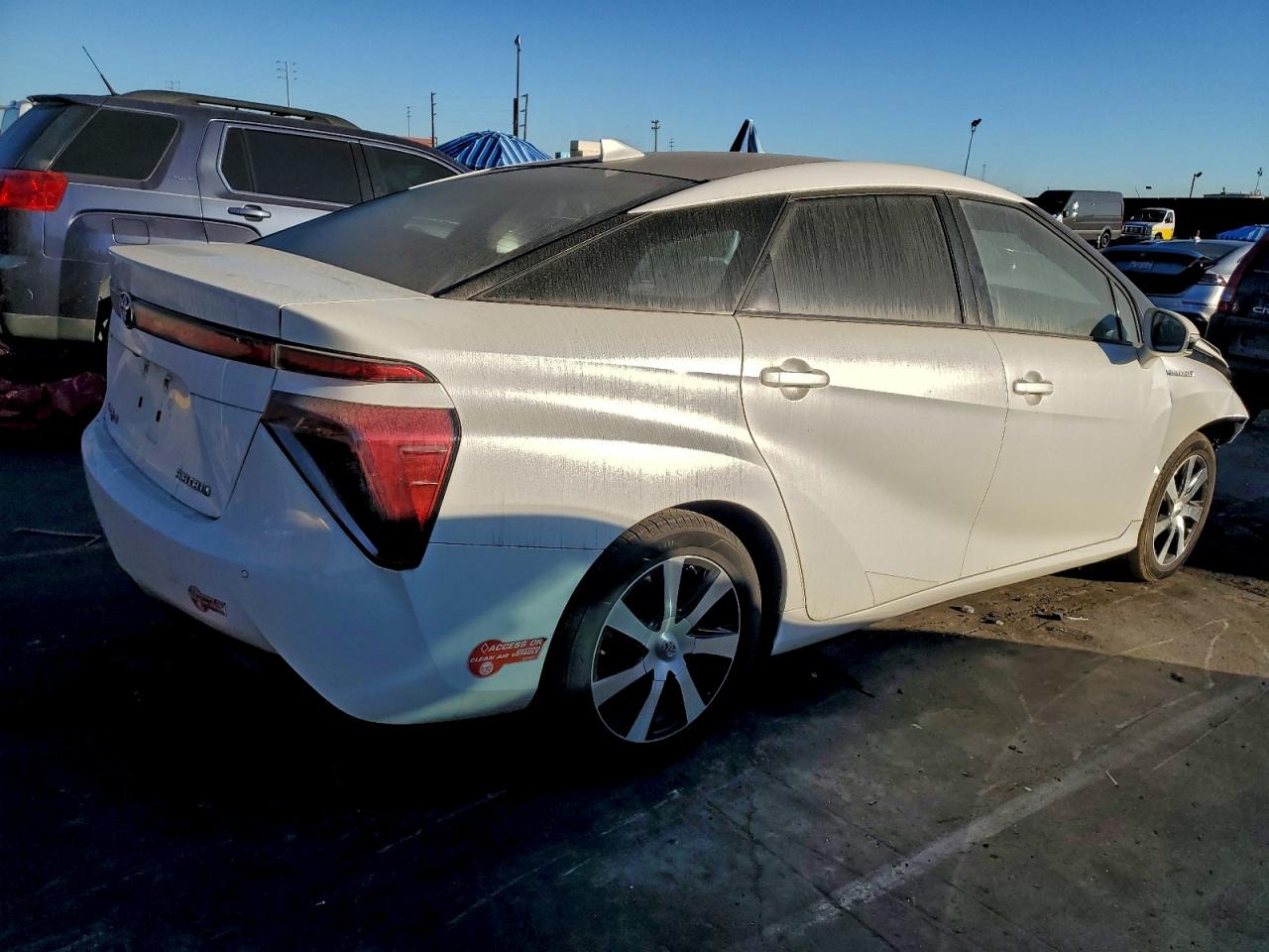 Toyota Mirai Image 2