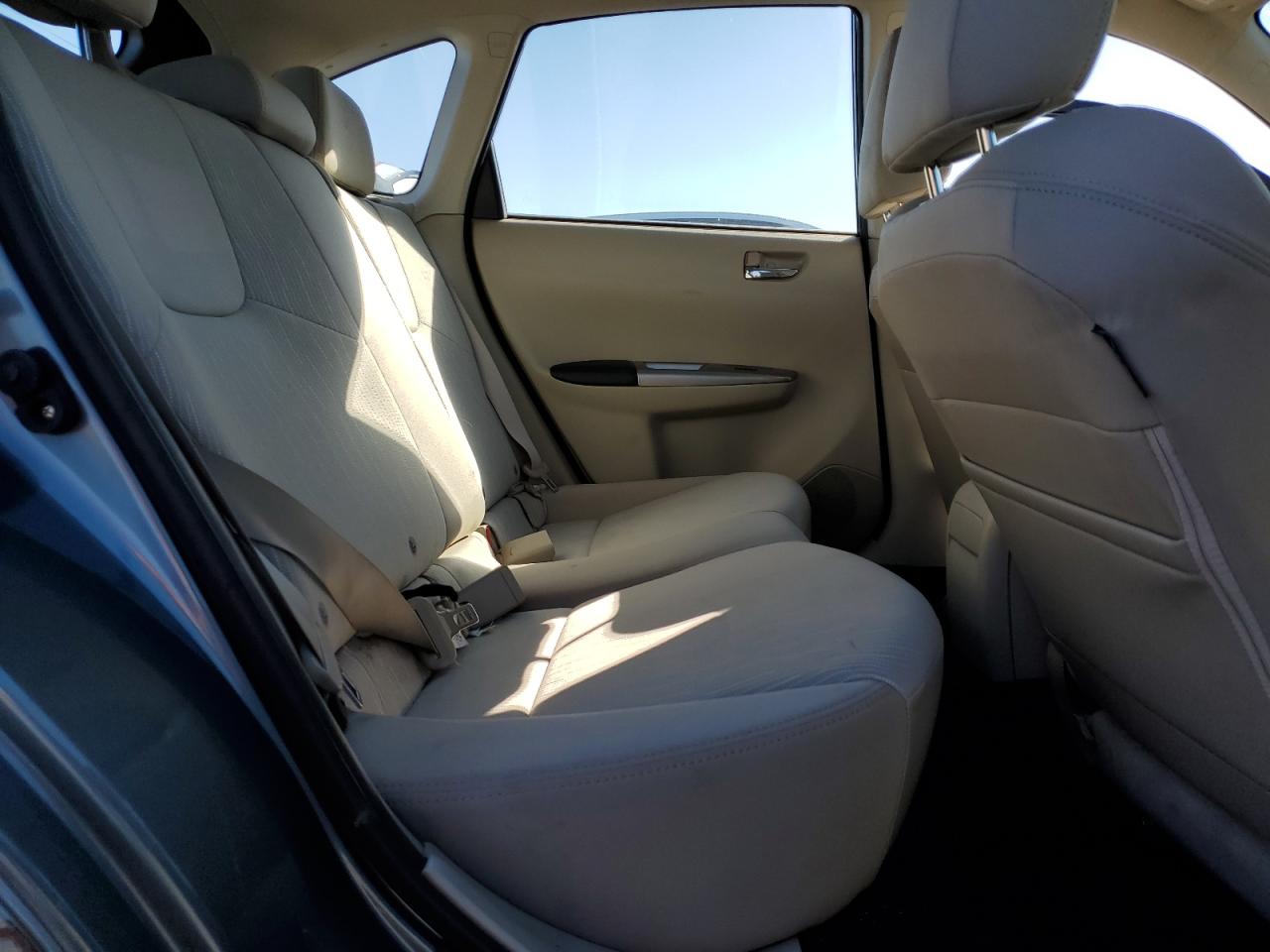 Subaru Impreza Outback Sport Image 12