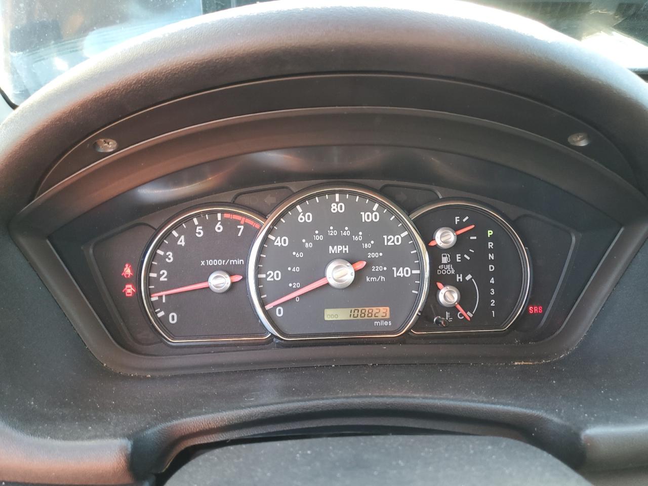 Mitsubishi Endeavor Se Image 12