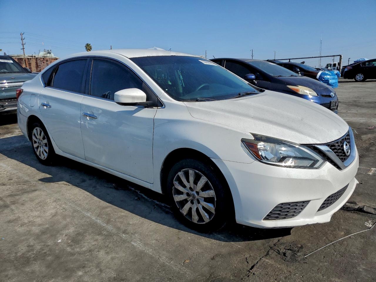 Nissan Sentra S Image 2