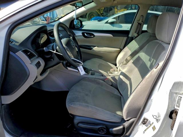 Nissan Sentra S Image 8