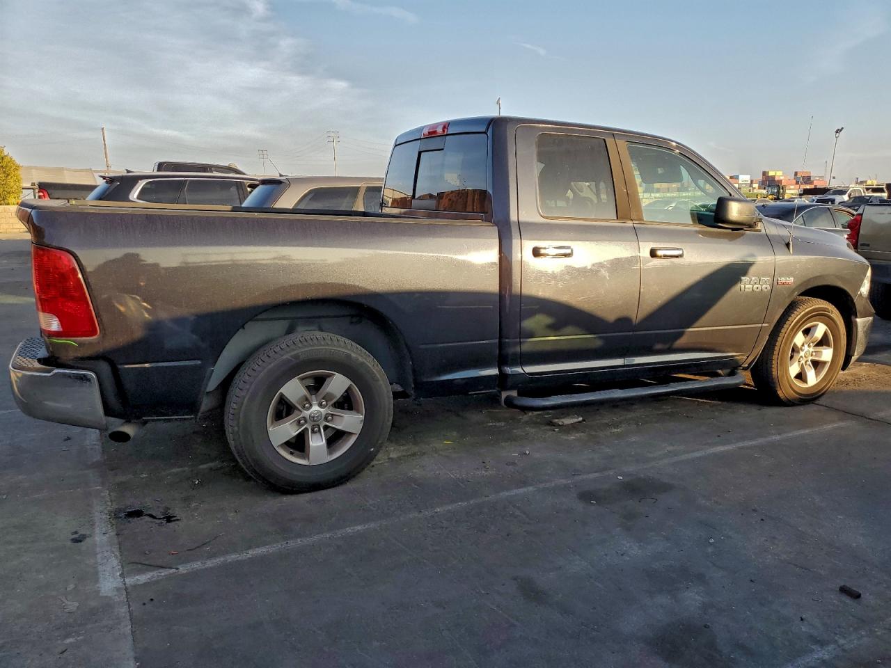 Ram 1500 Slt Image 3