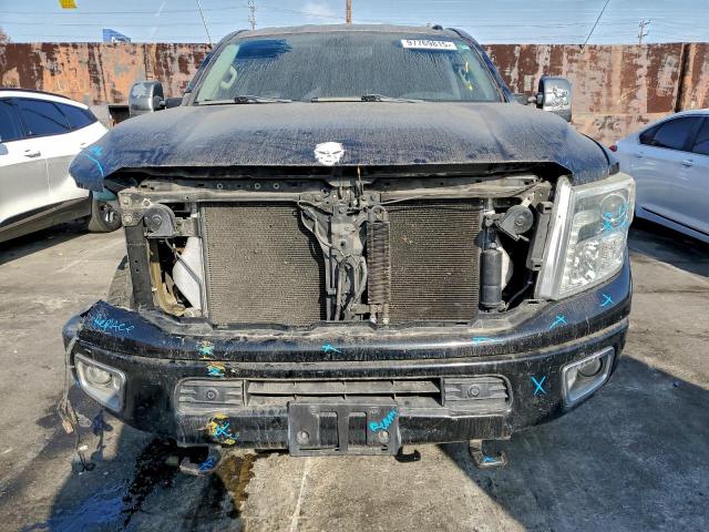 Nissan Titan Sl Image 10