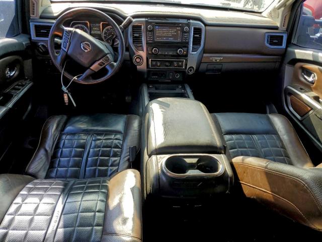 Nissan Titan Sl Image 9