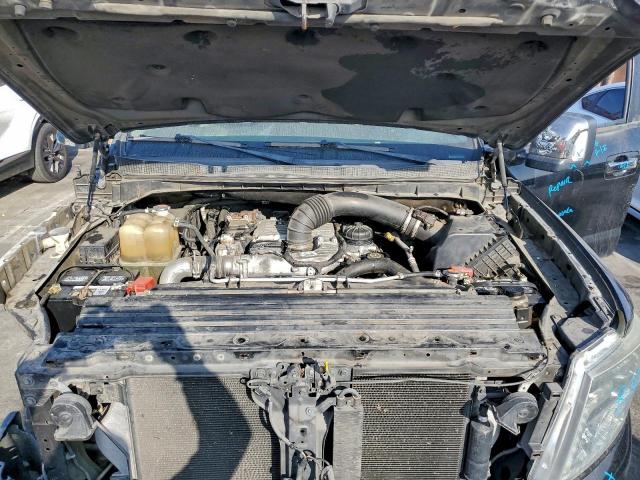 Nissan Titan Sl Image 12