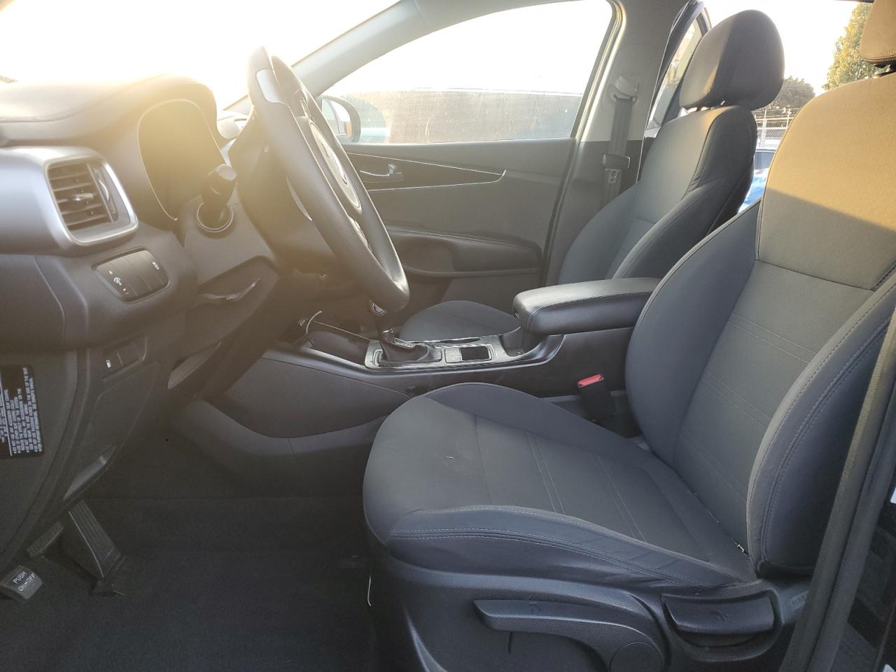 Kia Sorento Lx Image 5