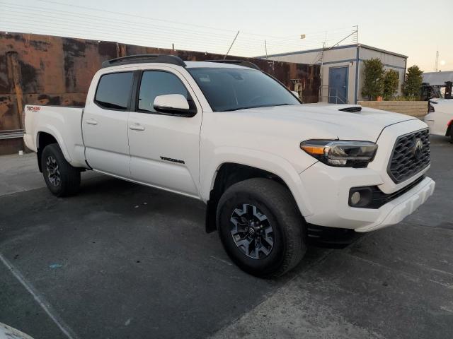 Toyota Tacoma Double Cab Image 8