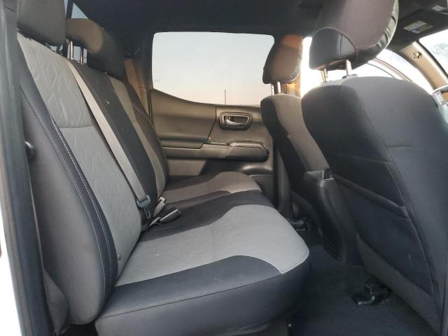 Toyota Tacoma Double Cab Image 6