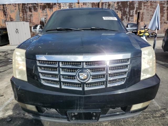 Cadillac Escalade Luxury Image 12