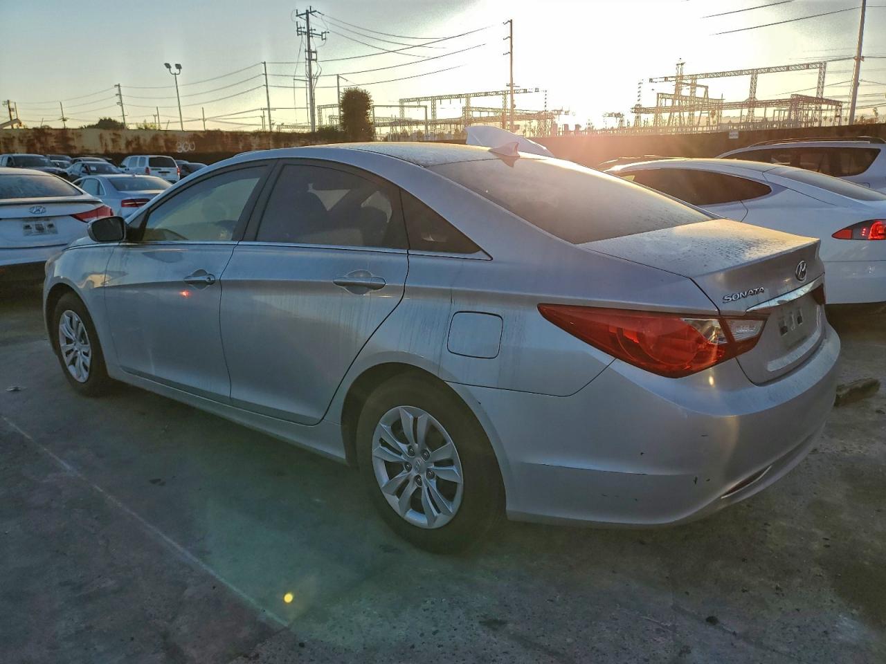 Hyundai SONATA Gls Image 2