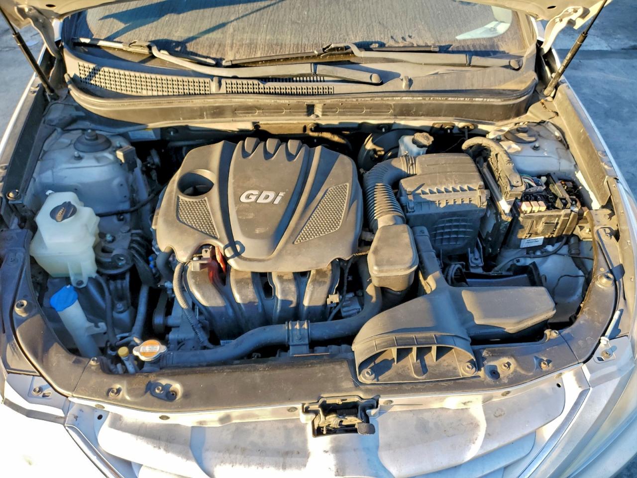 Hyundai SONATA Gls Image 11