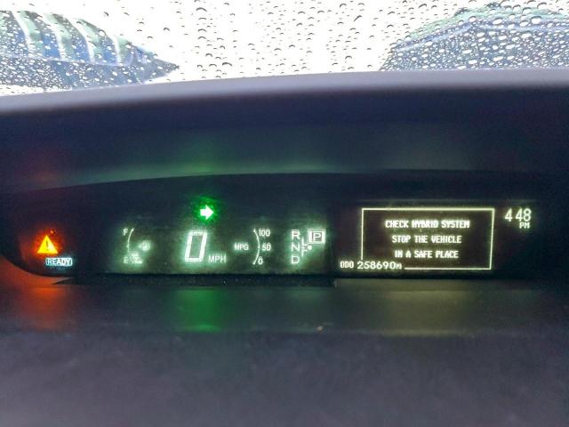 Toyota Prius Image 10