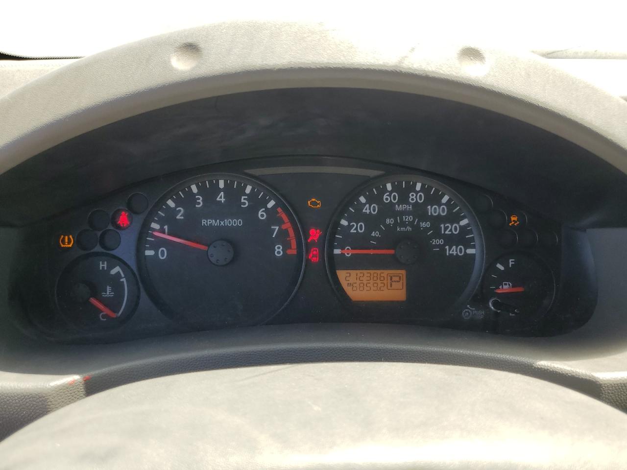 Nissan Frontier S Image 6