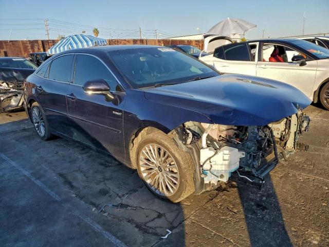 Toyota Avalon Limited Image 11