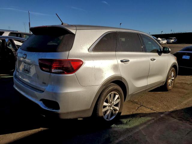 Kia Sorento L Image 2