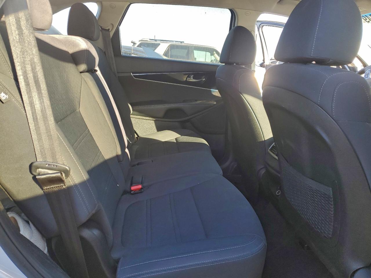 Kia Sorento L Image 3