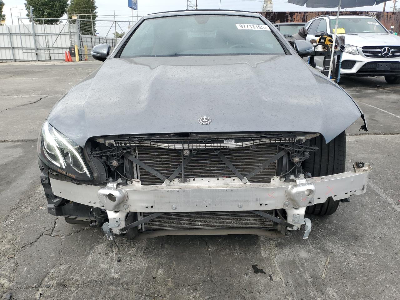 Mercedes-Benz E-Class 400 Image 13