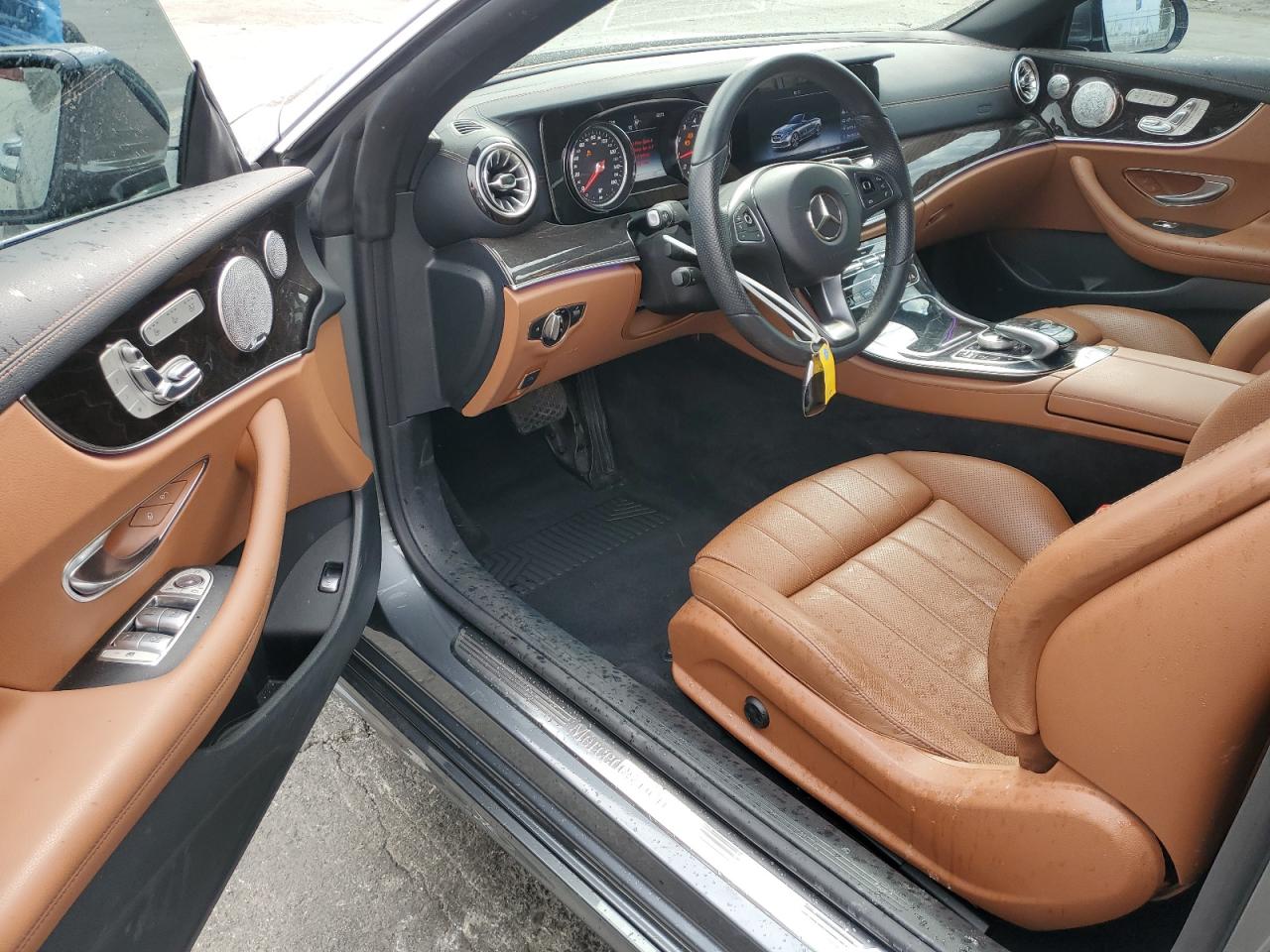 Mercedes-Benz E-Class 400 Image 11