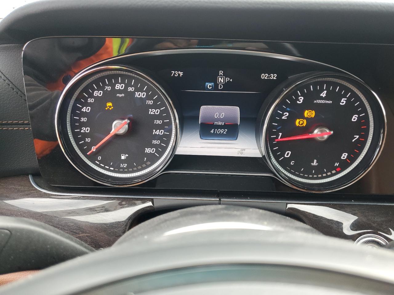 Mercedes-Benz E-Class 400 Image 5