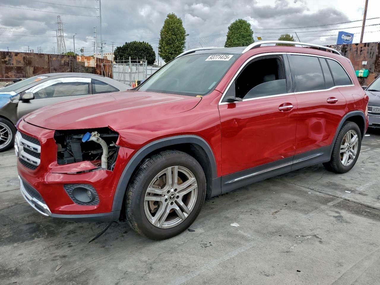 Mercedes-Benz GLB 250 4matic Image 1