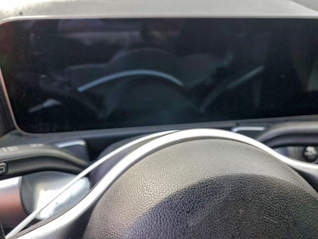 Mercedes-Benz GLB 250 4matic Image 13