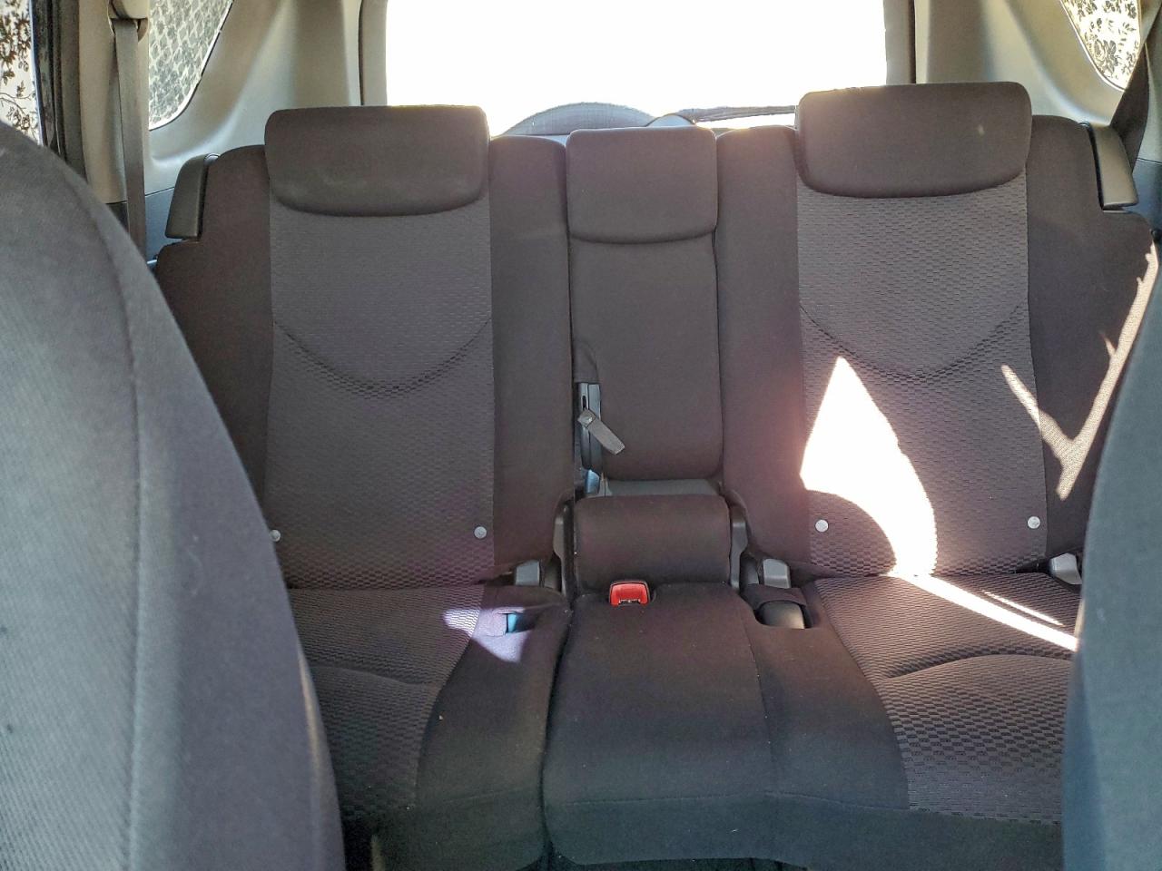 Toyota RAV4 Sport Image 6