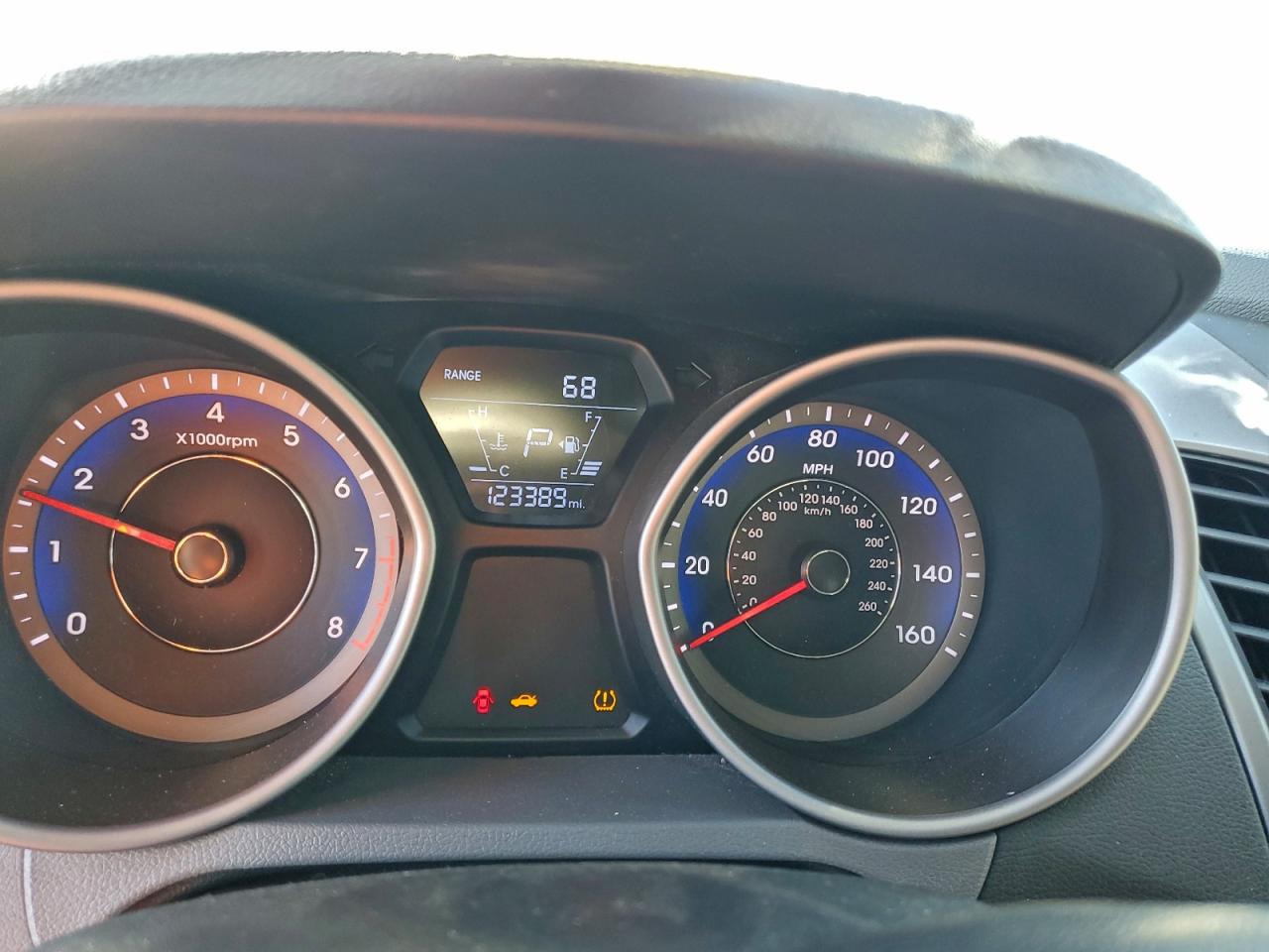 Hyundai ELANTRA Se Image 2