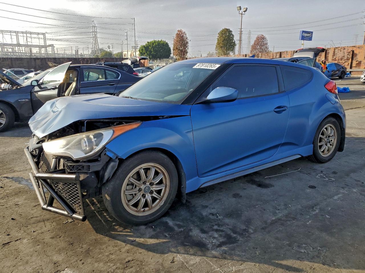 Hyundai VELOSTER Turbo Image 1