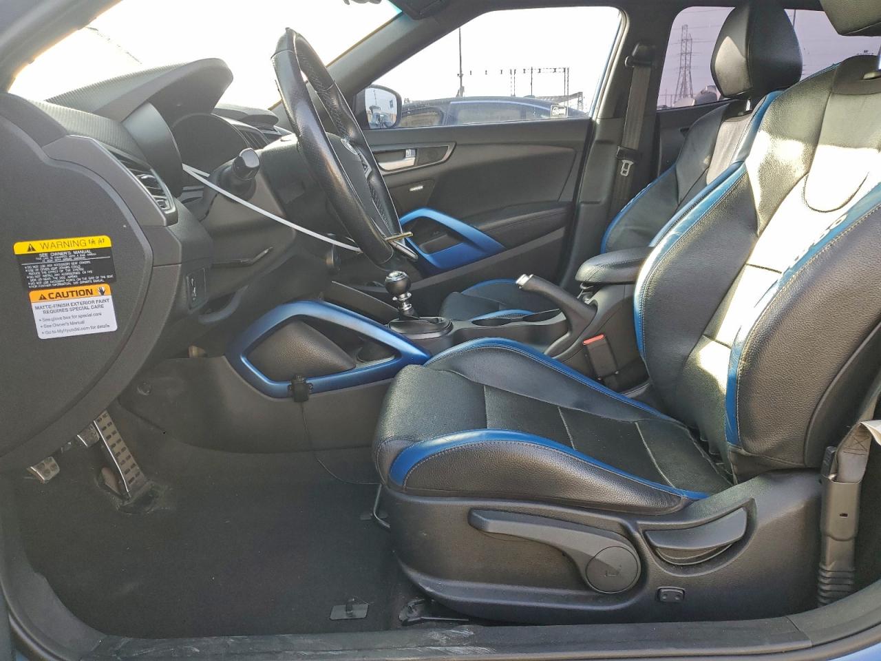 Hyundai VELOSTER Turbo Image 8