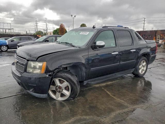  Salvage Chevrolet Avalanche