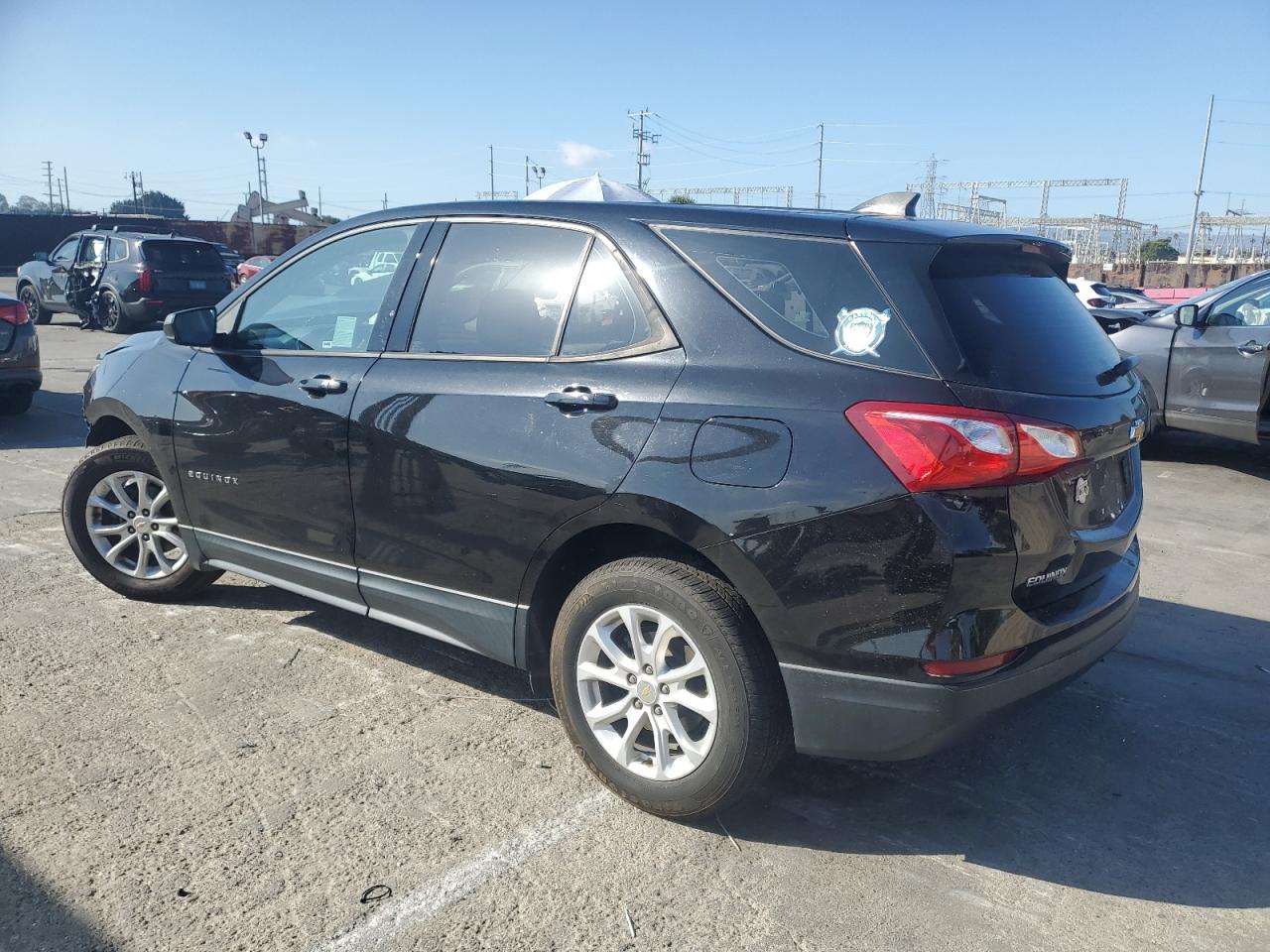 Chevrolet Equinox Ls Image 2