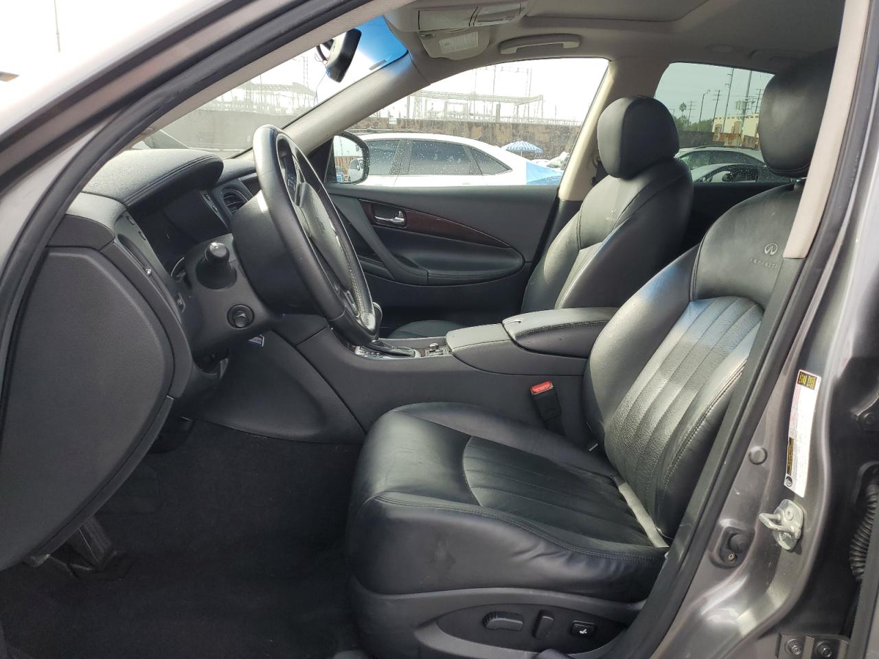 INFINITI Ex Base Image 10