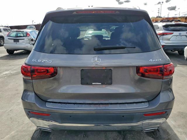 Mercedes-Benz GLB 250 4matic Image 7