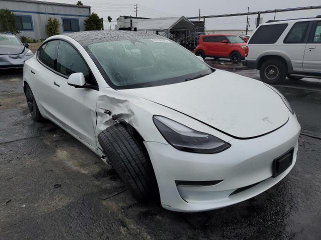 Tesla Model 3 Image 9