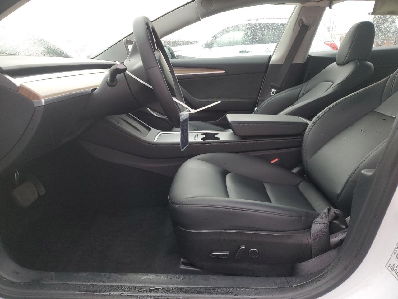 Tesla Model 3 Image 2