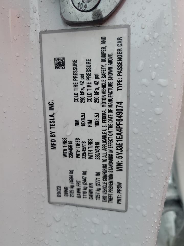 Tesla Model 3 Image 12