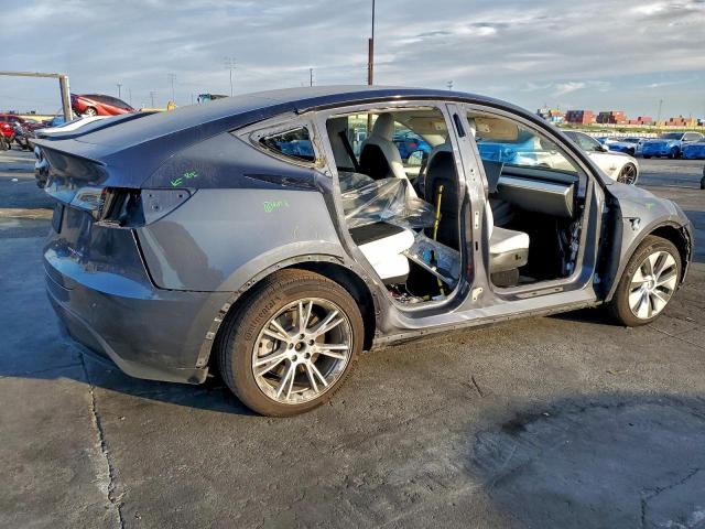 Tesla Model Y Image 10