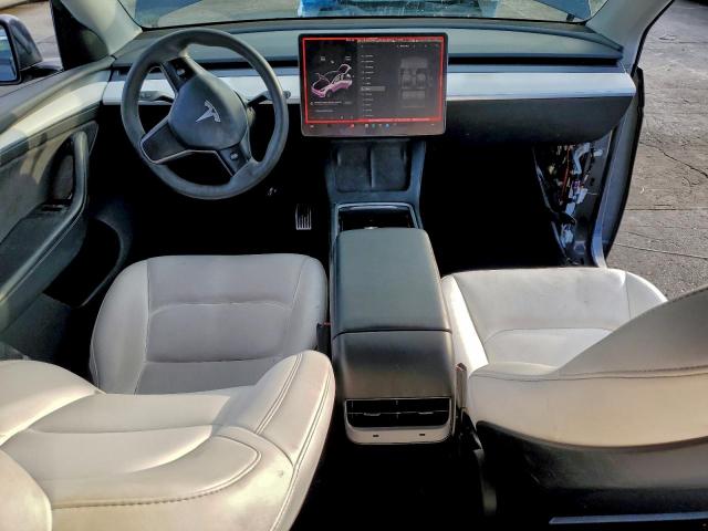 Tesla Model Y Image 9
