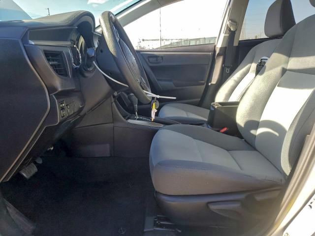 Toyota Corolla L Image 12