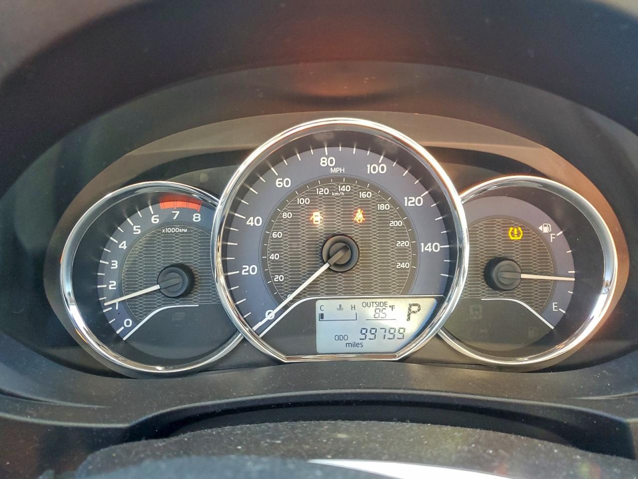 Toyota Corolla L Image 4