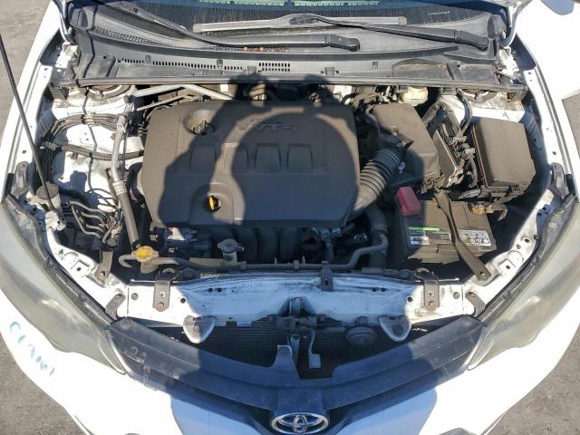 Toyota Corolla L Image 8