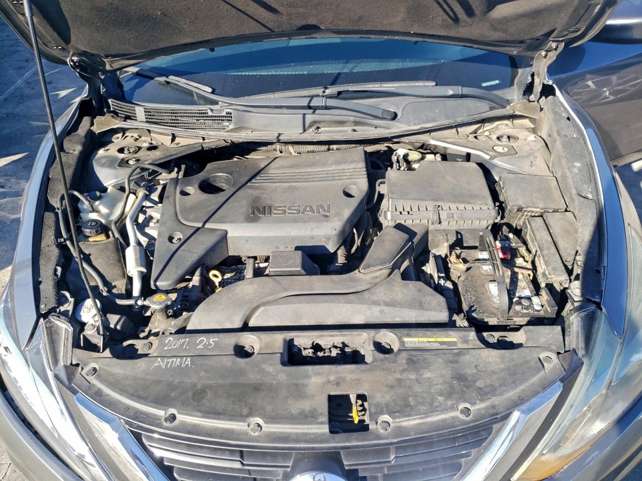 Nissan Altima 2.5 Image 5