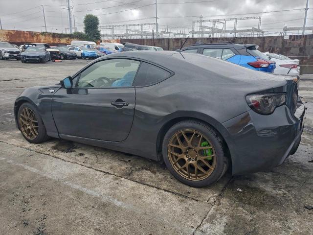 Toyota Scion Image 7