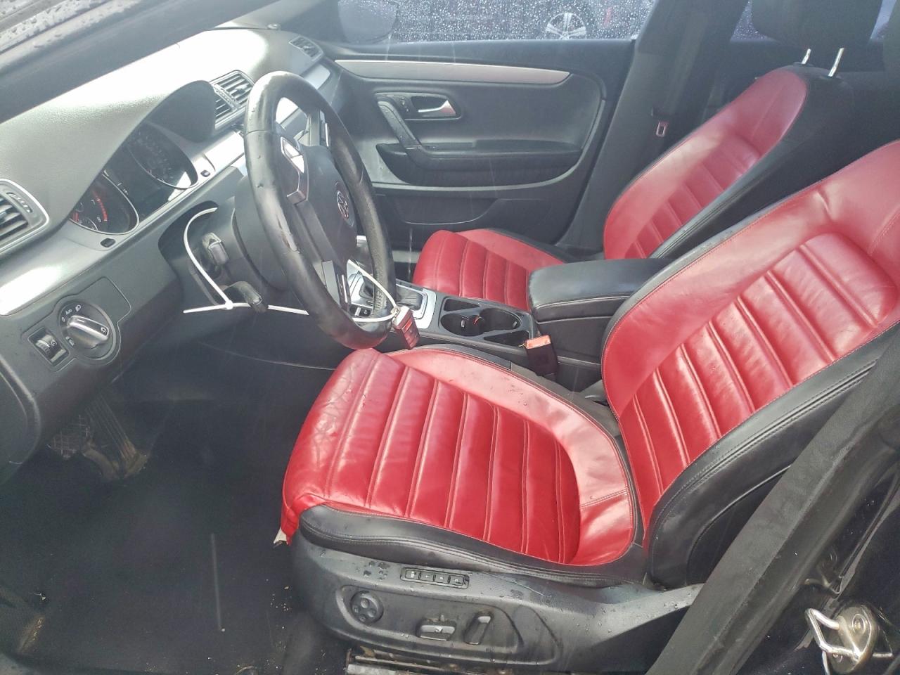 Volkswagen CC Sport Image 6