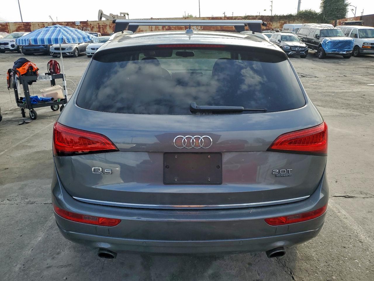 Audi Q5 Premium Plus Image 2