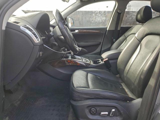 Audi Q5 Premium Plus Image 12