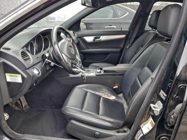 Mercedes-Benz C-Class 250 Image 11