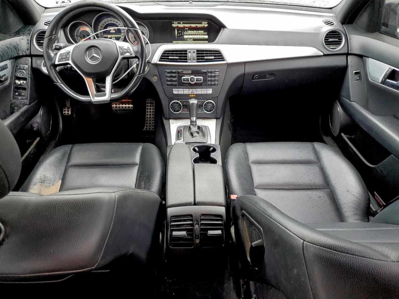 Mercedes-Benz C-Class 250 Image 10