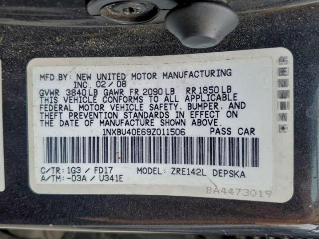 Toyota Corolla Base Image 11